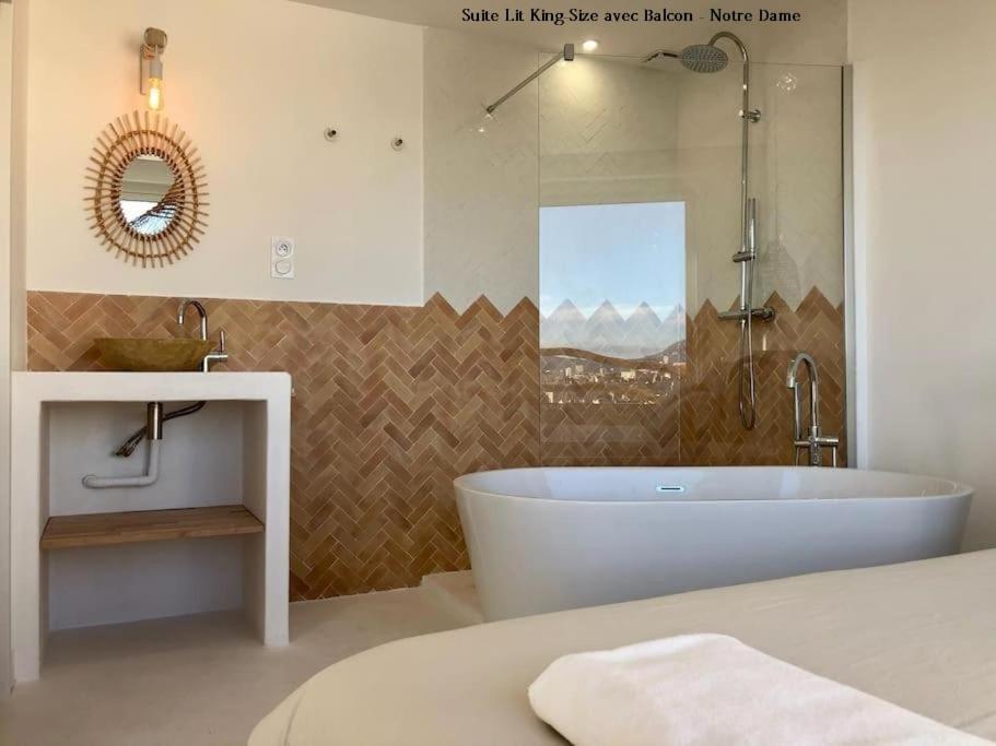 Lafrenchcasa Clandestina Apartment Marseille Ngoại thất bức ảnh